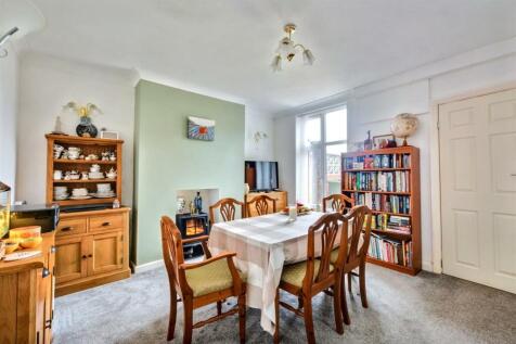 Dining Room_2.jpeg