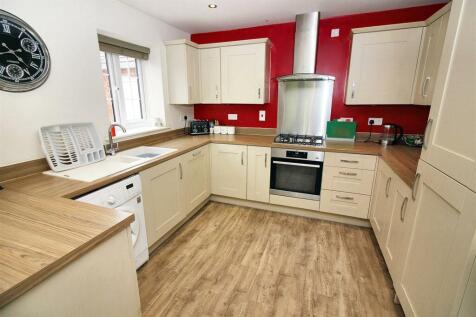 dining kitchen (2).jpeg