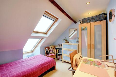 Bedroom 4_1.jpeg