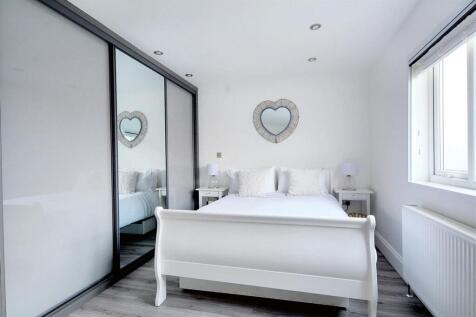 Bedroom One_ (2).jpeg