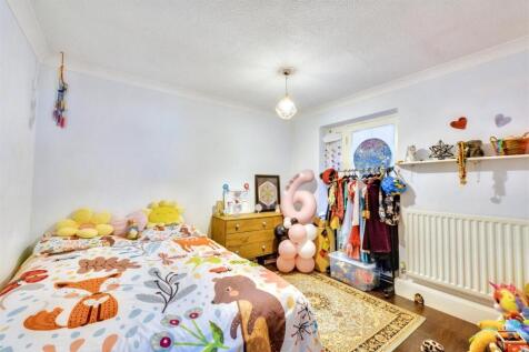 Bedroom 2_1.jpeg