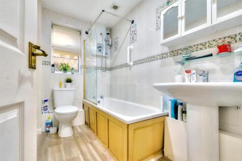 Bathroom.jpeg