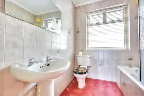 Bathroom.jpeg