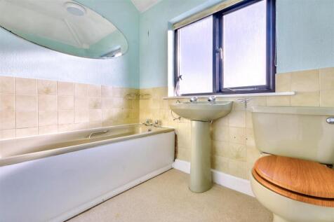 Bathroom.jpeg