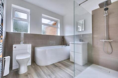 Bathroom.jpeg