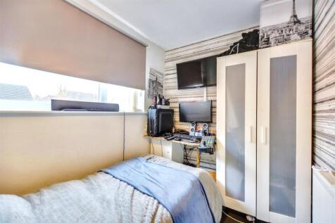 Bedroom 4_1.jpeg