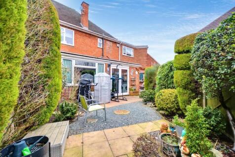 Back Garden_2.jpeg