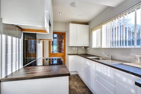 Kitchen_2.jpeg