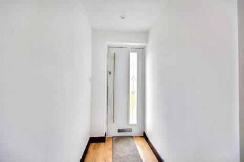 Entrance_1.jpeg