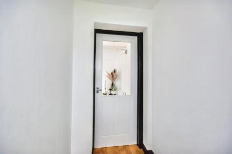 Entrance_2.jpeg