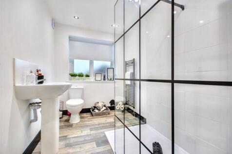 Bathroom.jpeg