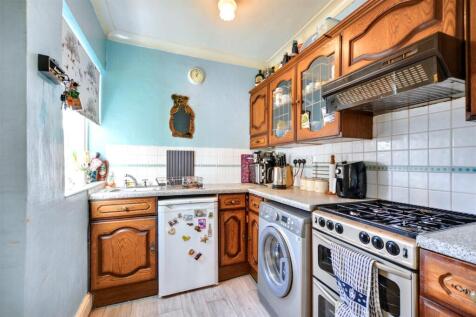 Kitchen_1.jpeg