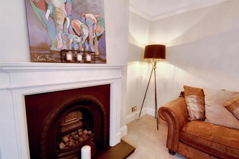 Reception Room_5.jpeg