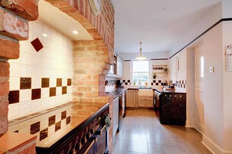 Kitchen_3.jpeg