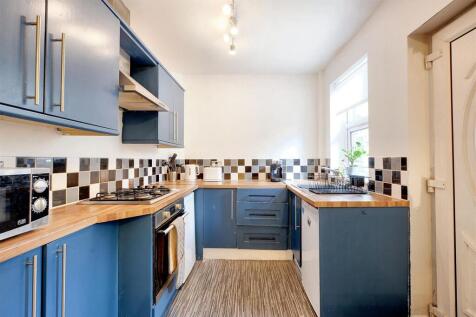 Kitchen_1.jpeg