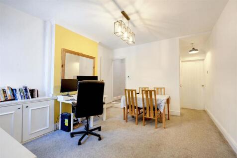 Dining Room_2.jpeg