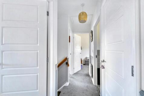 1st Floor Landing_2.jpeg