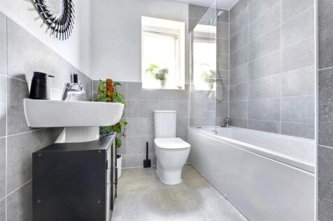 Bathroom.jpeg
