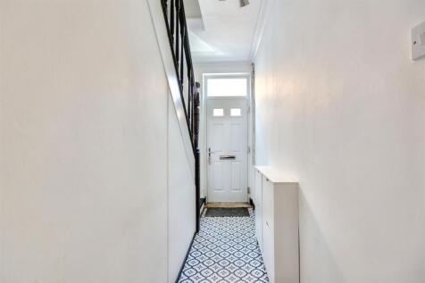 Entrance Hall.jpeg