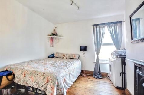 Bedroom 2_2.jpeg