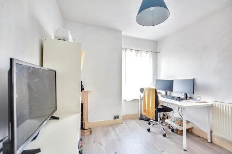 Bedroom 3_1.jpeg