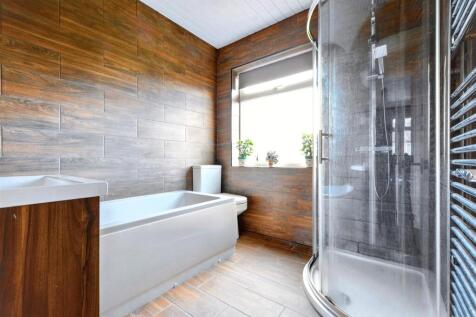 Bathroom_1.jpeg