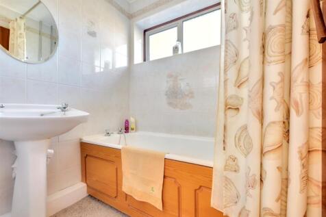 Bathroom.jpeg