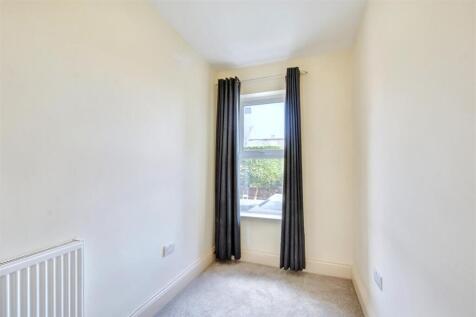 Bedroom 4.jpeg