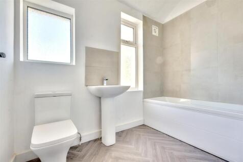 Bathroom.jpeg