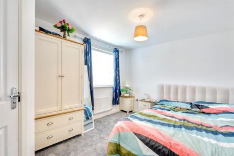 Bedroom 1.jpeg