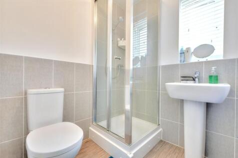 Ensuite.jpeg