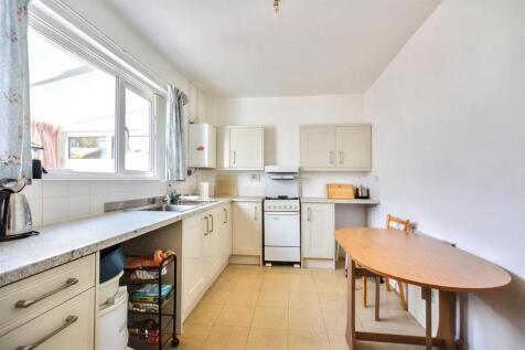 Kitchen_1.jpeg