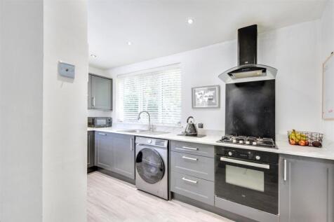 Kitchen_1.jpeg