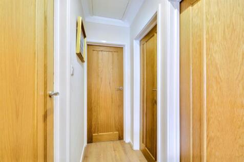 Entrance Hall_3.jpeg