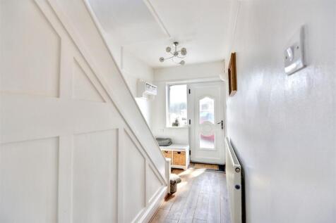 Entrance Hall_2.jpeg