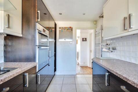 Kitchen_2.jpeg