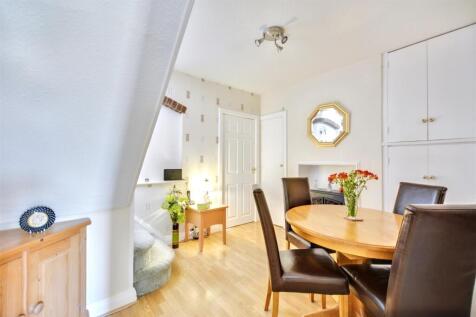 Dining/Family Room