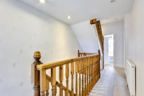 1st Floor Landing.jpeg