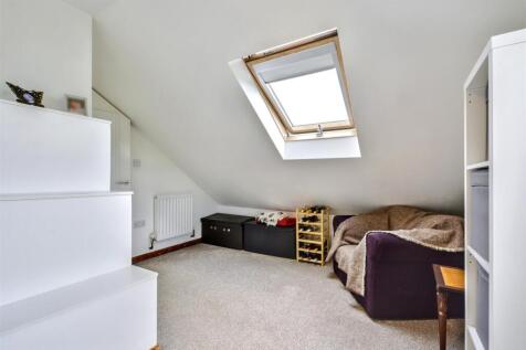 Bedroom 5_4.jpeg