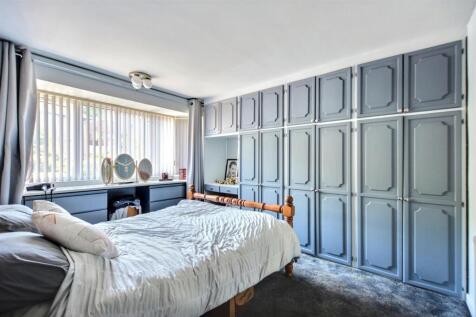 Bedroom 1_1.jpeg