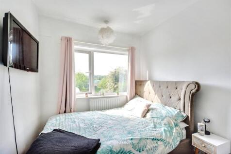 Bedroom 2_1.jpeg