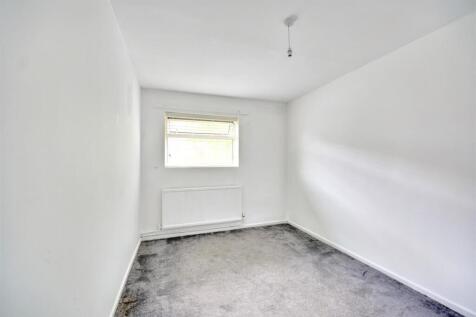 Bedroom 2_1.jpeg
