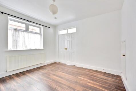Dining Room_1.jpeg