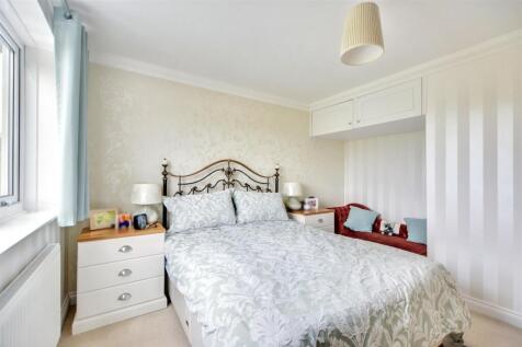 Bedroom 1_1.jpeg
