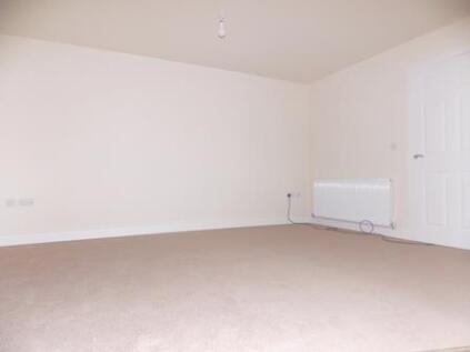 11 Mornington Court Living Area.JPG