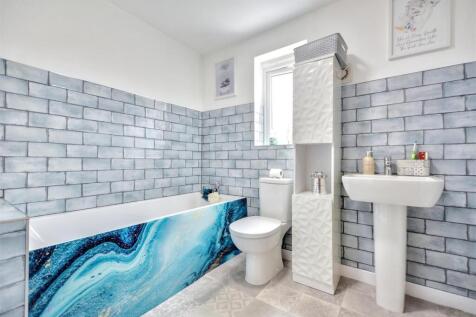 Bathroom.jpeg
