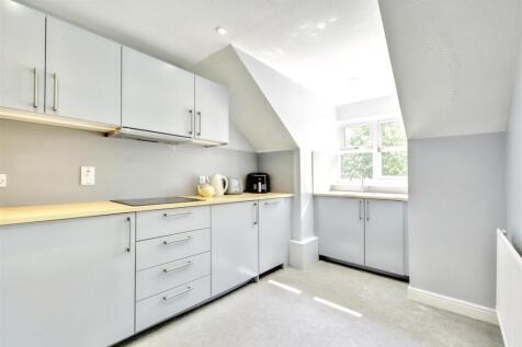 Kitchen_1.jpeg