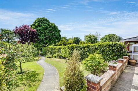 Garden 1_1.jpeg