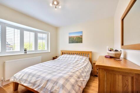 Bedroom 1_1.jpeg