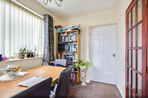 Dining Room_1.jpeg